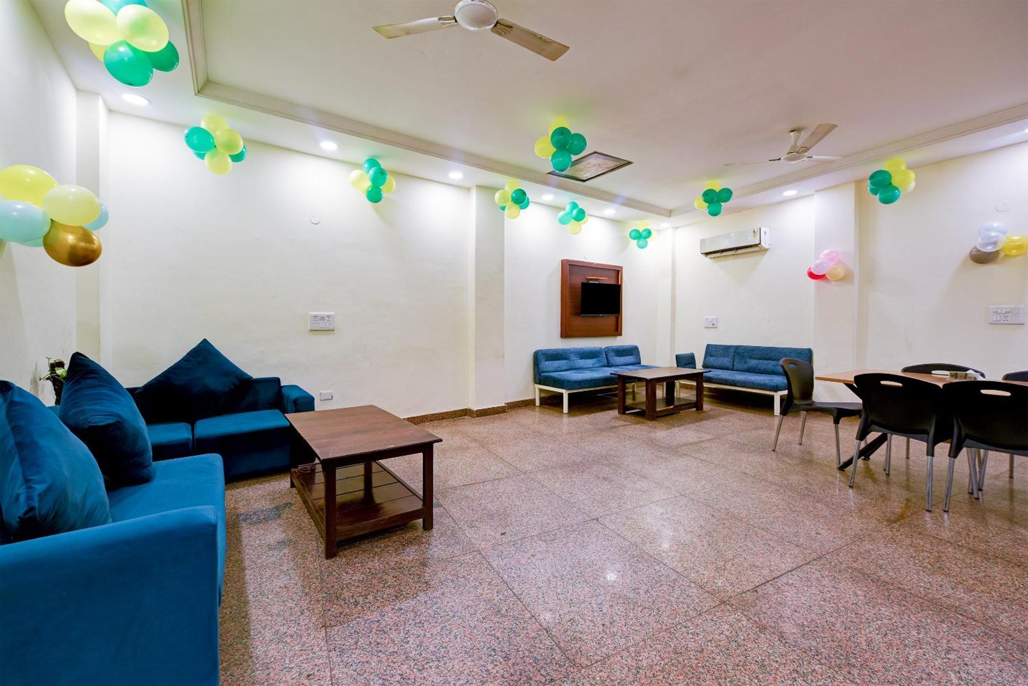 Eddission View Near Delhi Airport 3* New Delhi