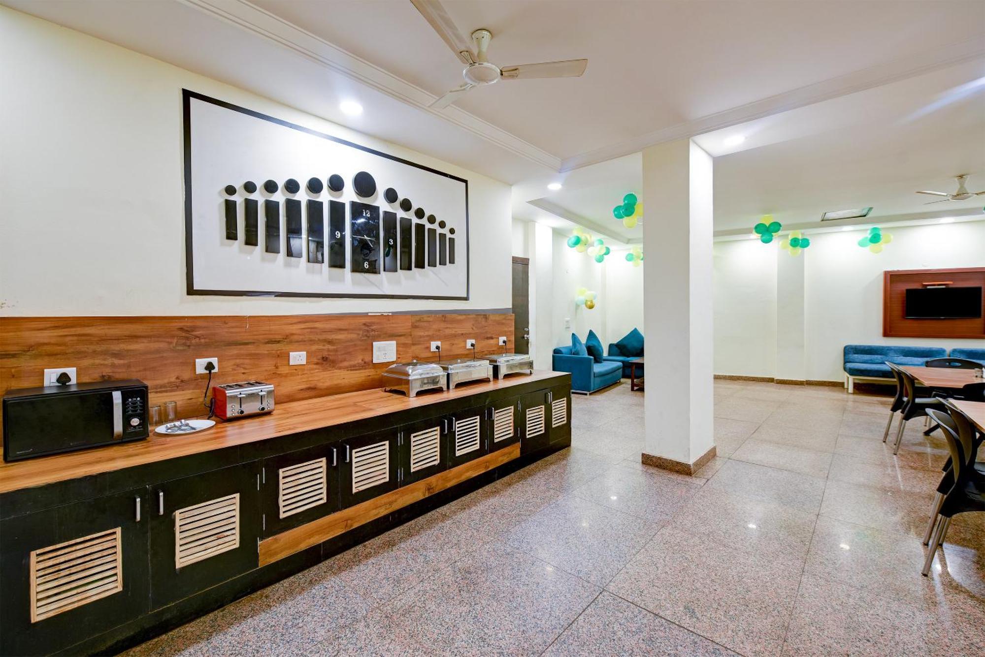 Hotel Eddission View Near Delhi Airport New Delhi